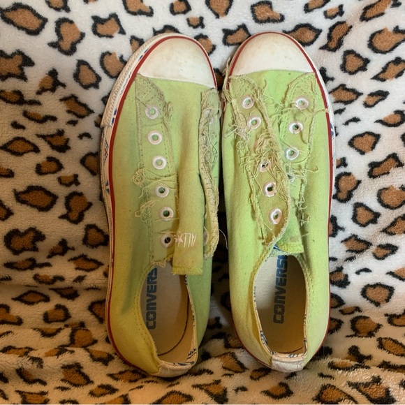 Men’s Converse - Picture 2 of 4